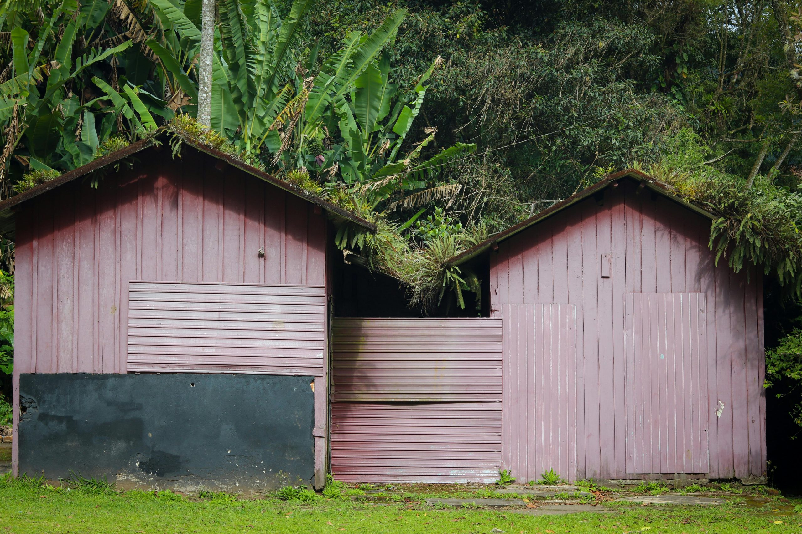 Aménagement de 2 abris de jardin avec respect des normes